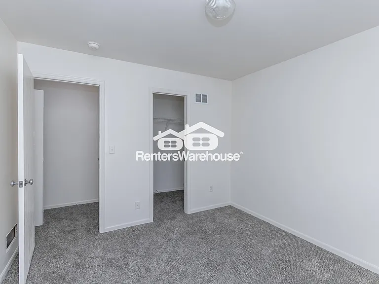 8127 N Lawn Ave — Photo 23