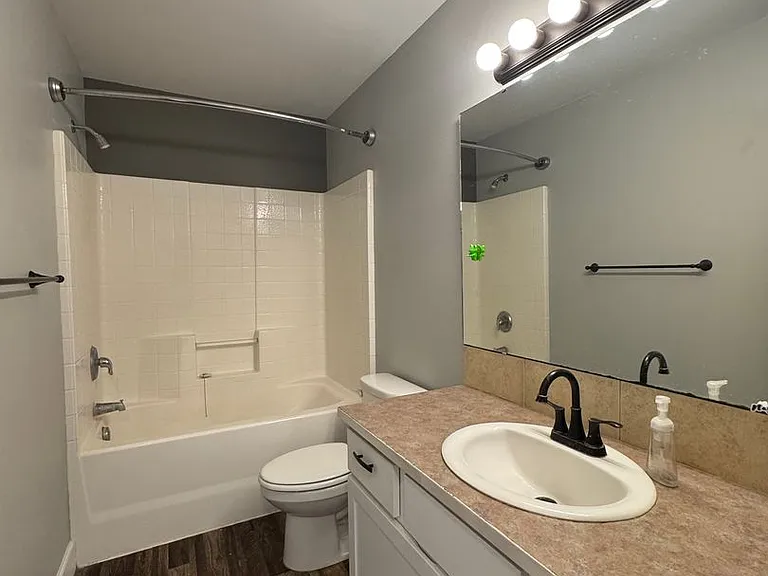 2007 W Clearview Dr — Photo 24