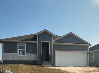1410 NW 5th Ave, Gentry, AR 72734