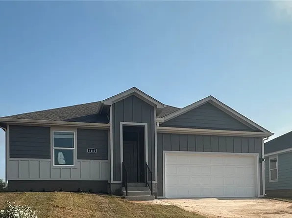 1410 NW 5th Ave, Gentry, AR 72734