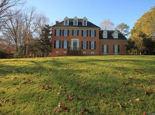 5221 Shadow Pond Ln, Charlotte, NC 28226