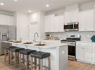 5774 Soft Shell Dr #272, Lancaster, SC 29720