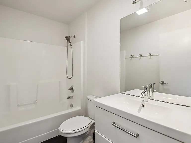 The Broadway Triangle - Residential — Photo 15