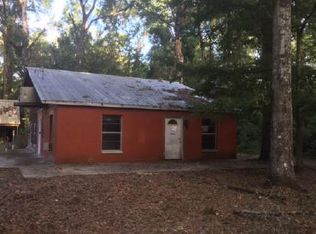 210 SW Washington Ave, Fort White, FL 32038