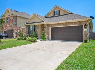 414 Bay Grove Ln, La Porte, TX 77571