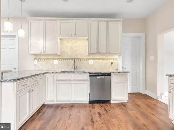 73 Madison Ave, Mount Holly, NJ 08060