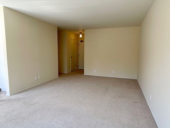 3rd image of 2301 Larkin St #204