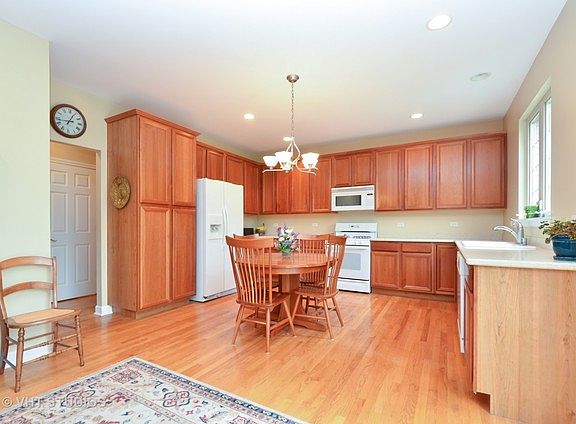 4th image of 1818 Westleigh Dr