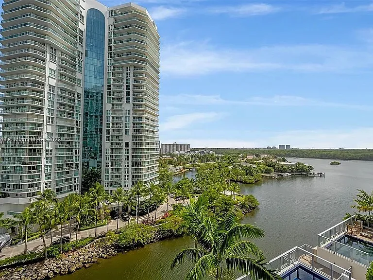 300 Sunny Isles Blvd #802 — Photo 28