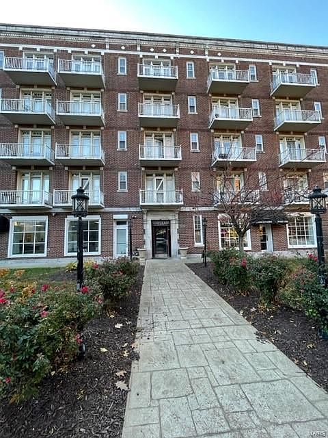 1st image of 5316 Pershing Ave APT 503