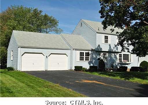 2nd image of 43 Cambridge Dr