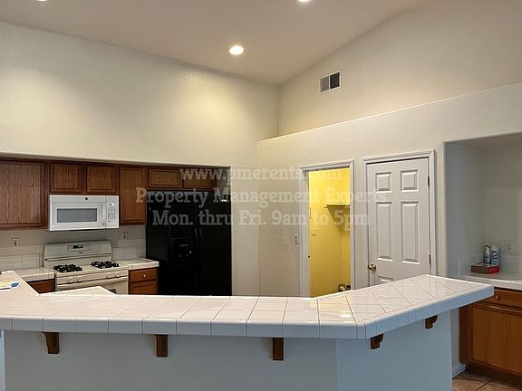 5th image of 10078 Berryessa Dr