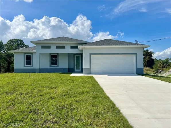 1907 Moore Ave, Lehigh Acres, FL 33972