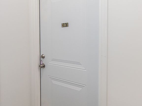 3rd image of 315 N Preston St #301