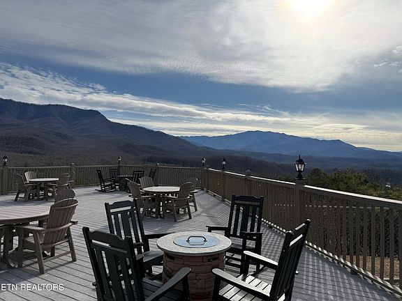 3rd image of 3710 Weber Rd #303