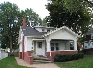 156 Amherst Ave, Pawtucket, RI 02860