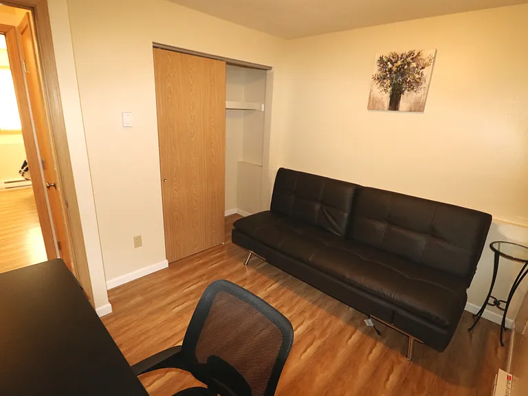 917 S Maple St #3 — Photo 20