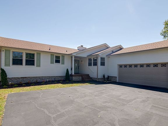 4th image of 2937 Nautilus Dr