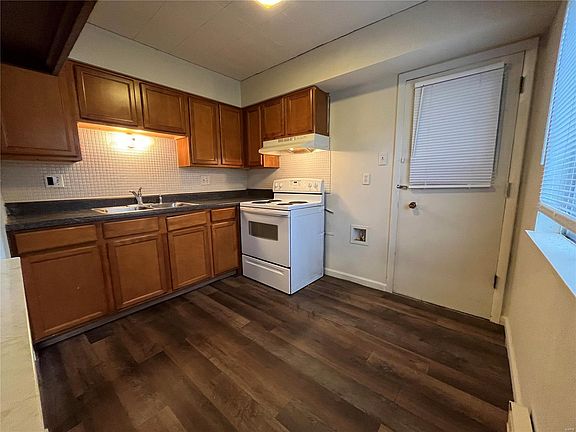 5th image of 8729 Sieloff Dr APT B