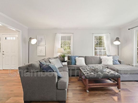4th image of 10372 Steamboat Landing Ln
