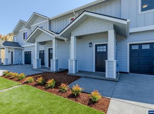 726 Periander Way, Harrisburg, OR 97446