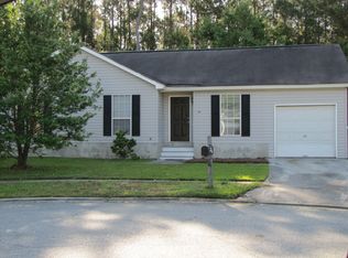 60 Leeward Dr, Savannah, GA 31419
