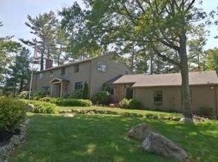 33 Hickory Hill Rd, Manchester, MA 01944