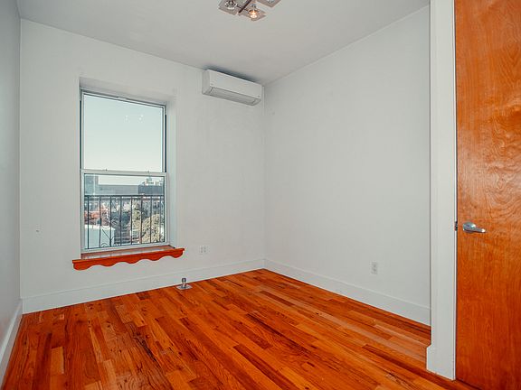 4th image of 417 Prospect Pl #A6