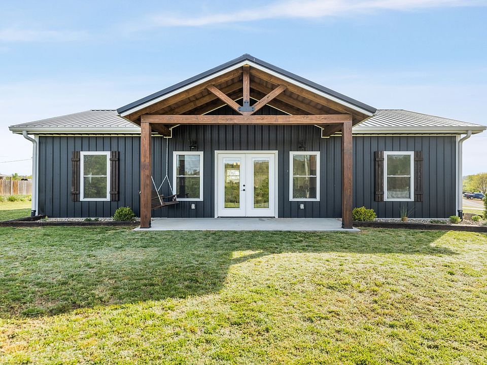1st image of 448 Duncan Cir