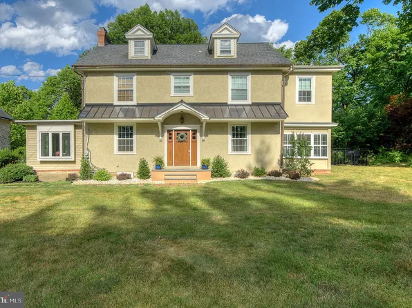 229 N Bethlehem Pike, Fort Washington, PA 19034