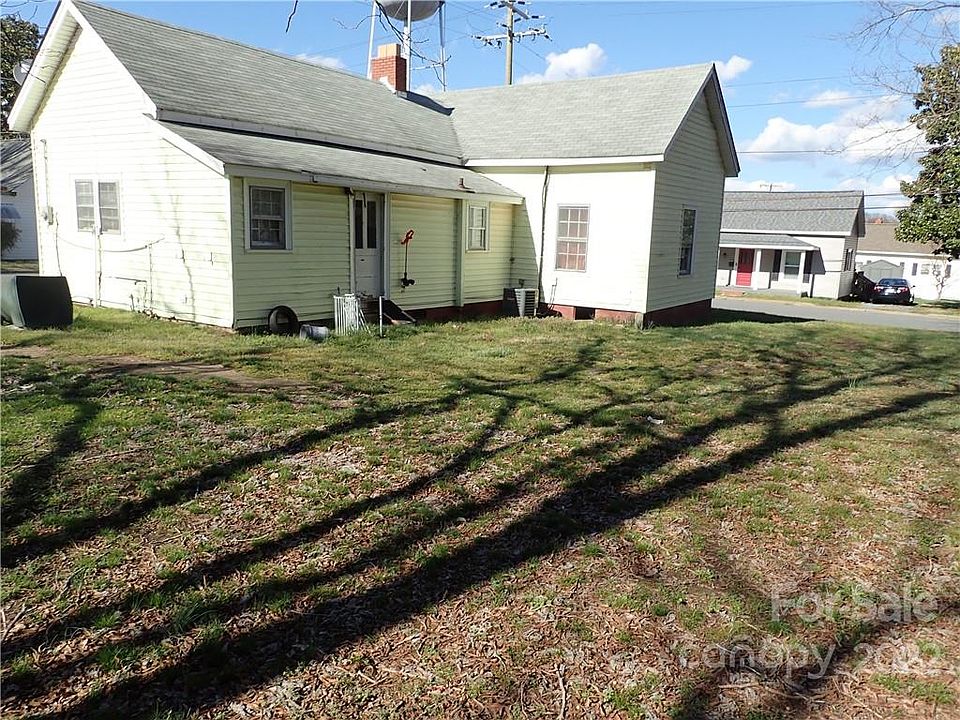 2nd image of 303 Brawley Ave