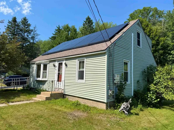 20 Maplecrest Street, Newmarket, NH 03857