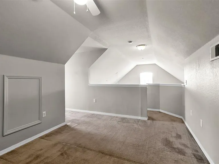 5541 Rosehill Rd #202 — Photo 46