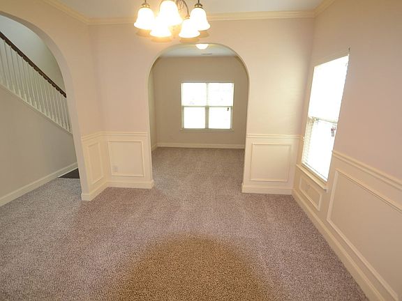 2nd image of 257 Klinetop Dr