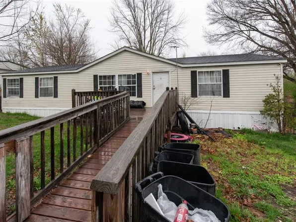 631 Carolee Ct, Villa Ridge, MO 63089