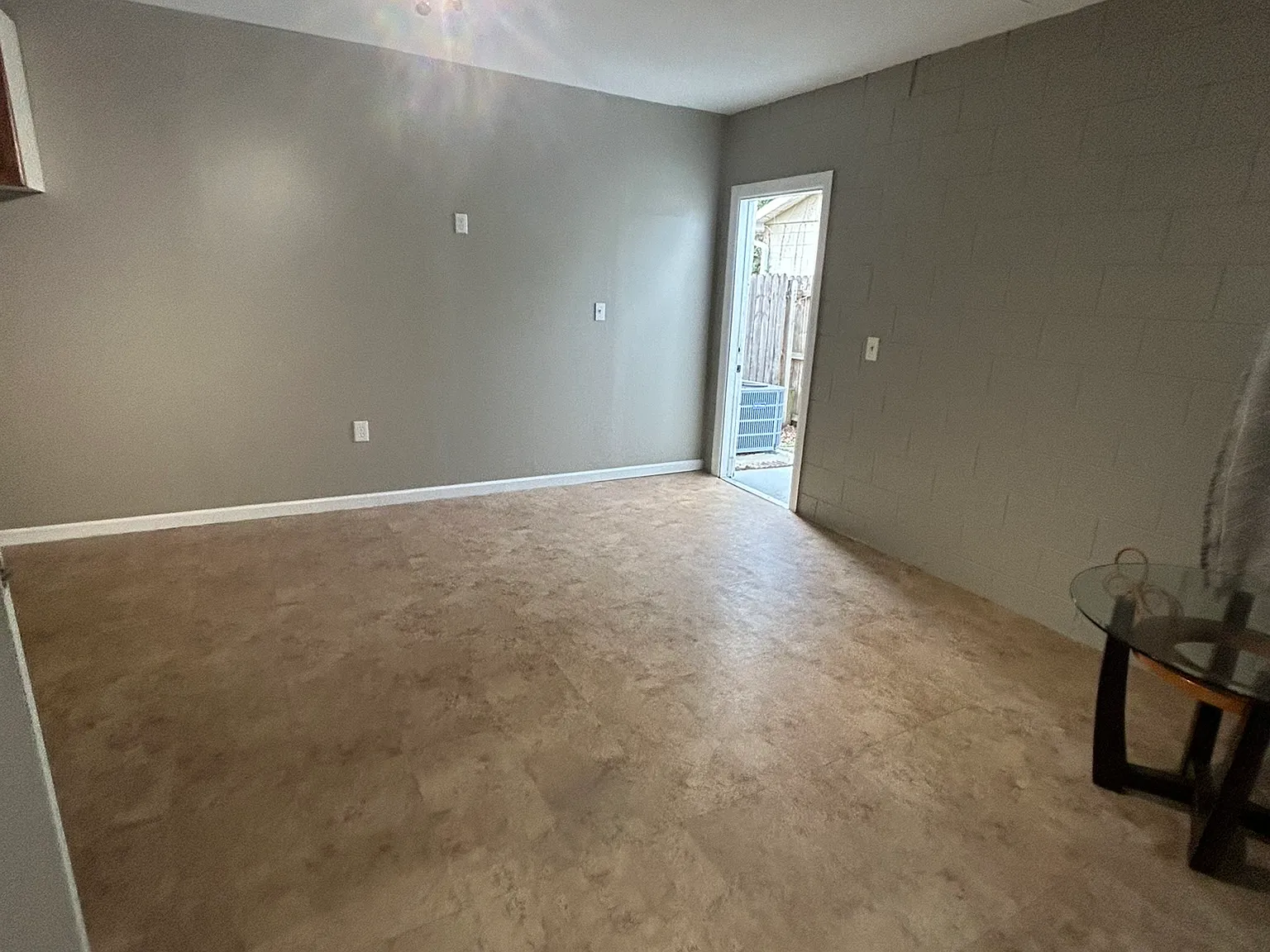 Studio, 450 sqft, $900 — Photo 3