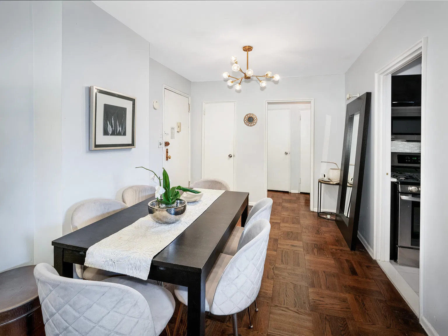 315 East 72nd Street — Photo 4