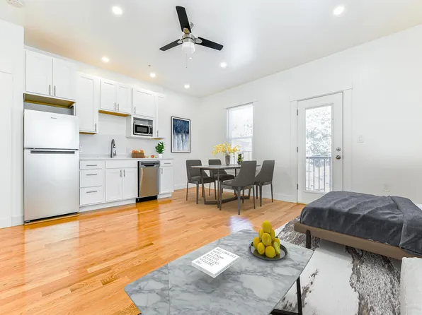 31 Green St #7, Jamaica Plain, MA 02130