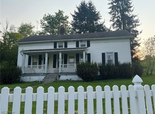 4528 Gintz Rd NE, Dover, OH 44622