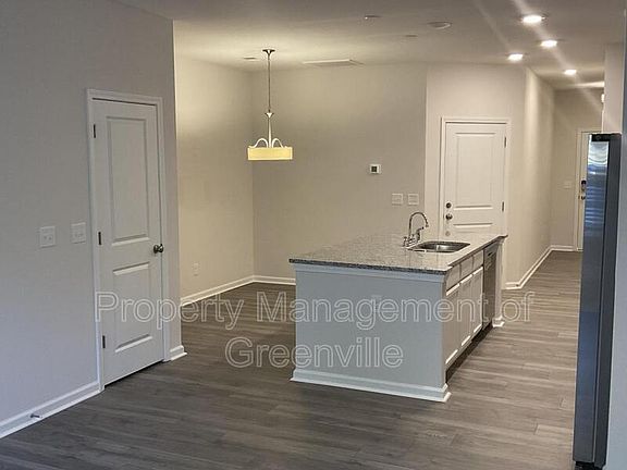 2nd image of 112 Crestwood Dr