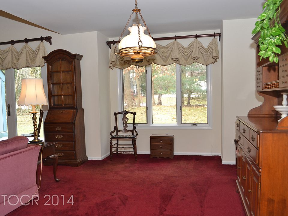 2nd image of 42 Forsgate Ct #42B