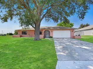626 NE 7th Ter, Cape Coral, FL 33909