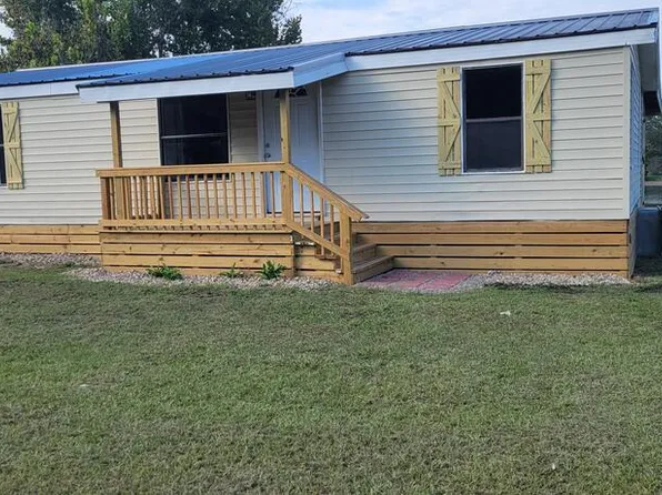 8130 Lake Carroll Dr, Donalsonville, GA 39845