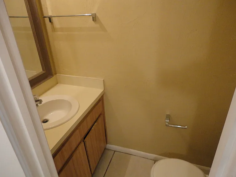 2147 SW 39th Way — Photo 9