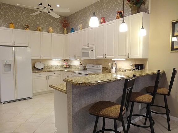 4th image of 7784 Trapani Ln