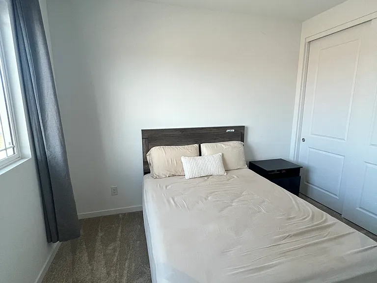 862 Camargo St — Photo 27