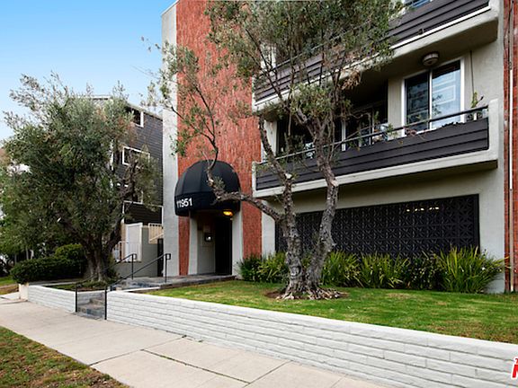 4th image of 11951 Mayfield Ave APT 102