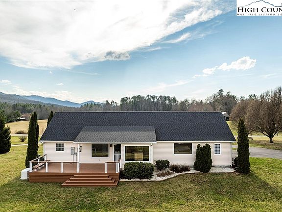 4th image of 1782 Harbin Hill Road