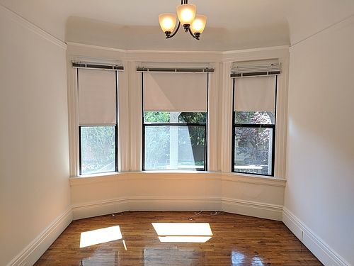 5th image of 3465 Sacramento St APT 3