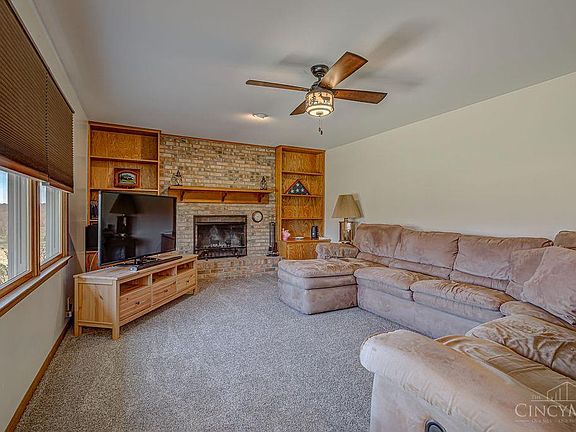 2nd image of 2405 Smith Rd